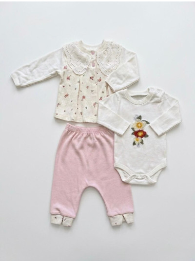 0-9 Ay Kız Bebek 3’lü Takım – %100 Pamuk Çiçekli Body, Hırka & Pantolon Set Pembe